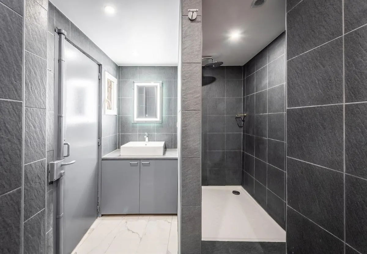 파리 Wonderful Flat Montparnasse 아파트 0*,