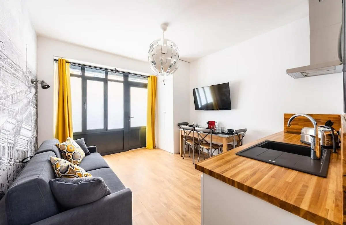 파리 Wonderful Flat Montparnasse 아파트